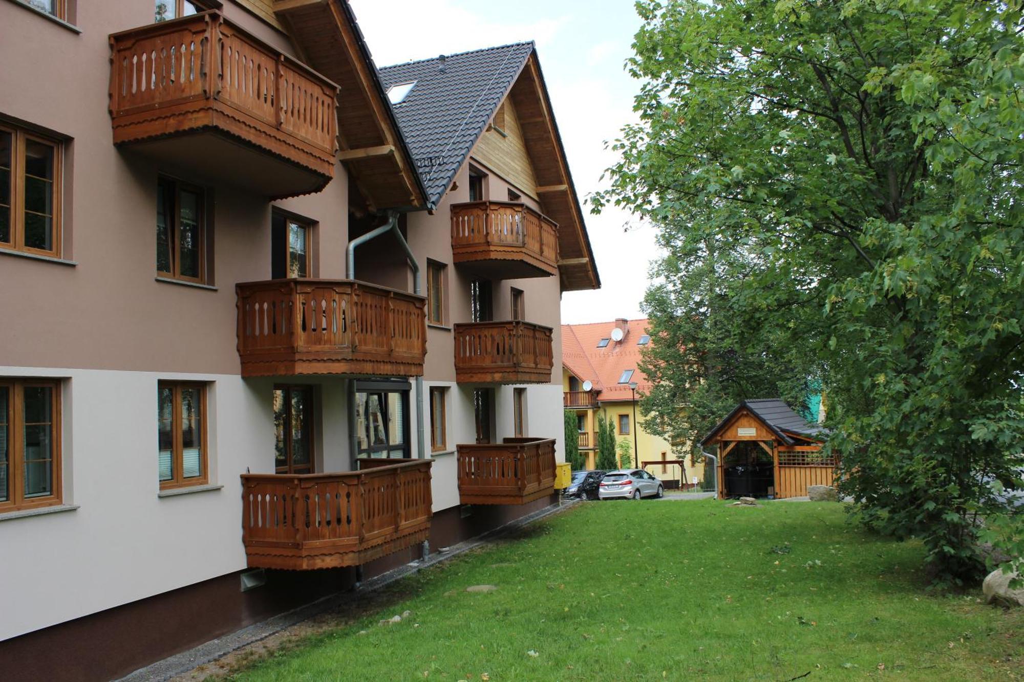 Apartament Blisko Centrum Z Garazem Karpacz Kültér fotó
